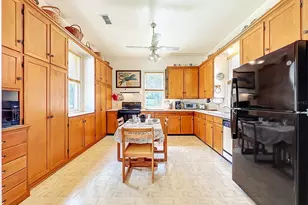 8408 Lakeshore Dr, Yalaha, FL 34797 - Photo 33