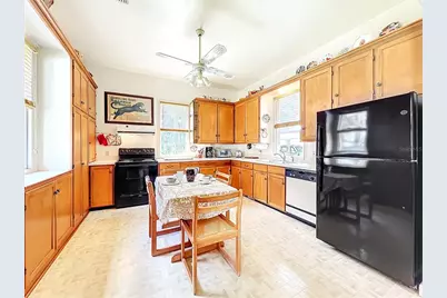 8408 Lakeshore Drive, Yalaha, FL 34797 - Photo 35