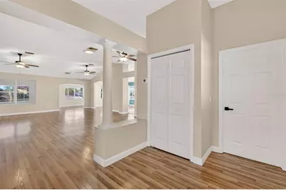 906 Camino Del Rey Drive, The Villages, FL 32159 - Photo 7