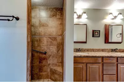 12733 Pine Island Drive, Leesburg, FL 34788 - Photo 29