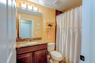 12733 Pine Island Dr, Leesburg, FL 34788 - Photo 35