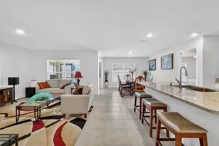 4656 Crossroads Ln, Wildwood, FL 34785 - Photo 11