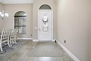 38701 Oak Pl Ct, Lady Lake, FL 32159 - Photo 3