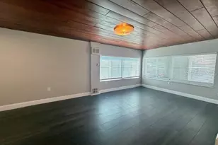 704 W 11th Ave, Mount Dora, FL 32757 - Photo 9