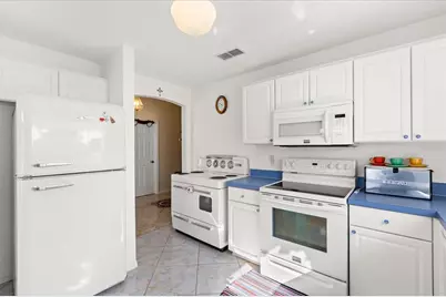 1301 Fontana Court, The Villages, FL 32159 - Photo 11