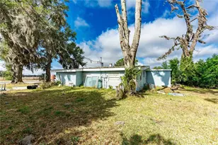 1565 N C 470, Lake Panasoffkee, FL 33538 - Photo 7