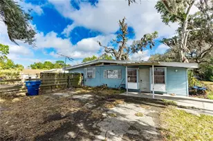 1565 N C 470, Lake Panasoffkee, FL 33538 - Photo 5