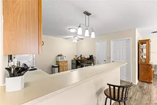 16938 SE 94th Sunnybrook Cir, The Villages, FL 32162 - Photo 17
