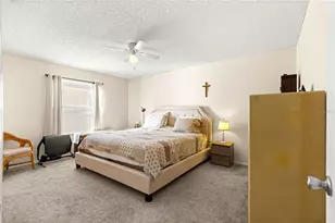 16938 SE 94th Sunnybrook Cir, The Villages, FL 32162 - Photo 17