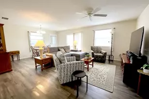 16938 SE 94th Sunnybrook Cir, The Villages, FL 32162 - Photo 3