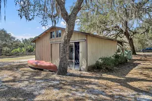 9043 SE 180th Ave, Ocklawaha, FL 32179 - Photo 33