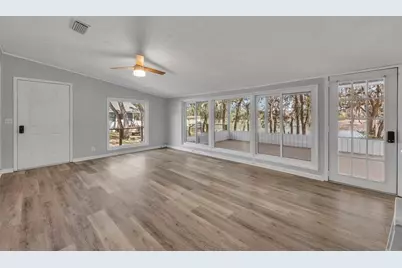 9043 SE 180th Ave, Ocklawaha, FL 32179 - Photo 9