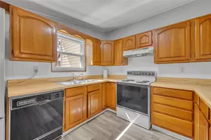 9043 SE 180th Ave, Ocklawaha, FL 32179 - Photo 15