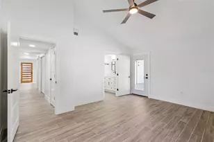 118 N Grandview St, Mount Dora, FL 32757 - Photo 5