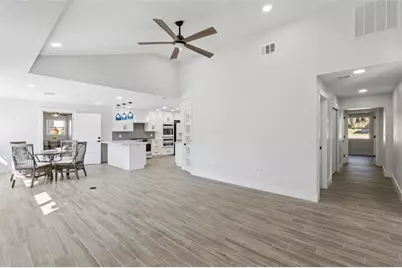 118 N Grandview Street, Mount Dora, FL 32757 - Photo 3