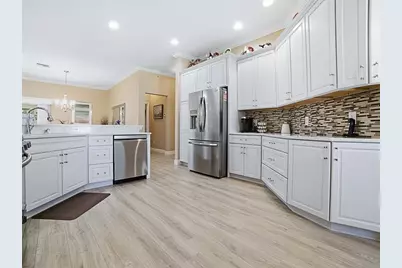 17384 SE 72nd Deer Run Avenue, The Villages, FL 32162 - Photo 5