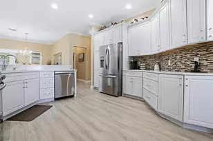 17384 SE 72nd Deer Run Ave, The Villages, FL 32162 - Photo 5