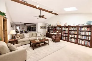 1813 Maine Ct, Tavares, FL 32778 - Photo 17