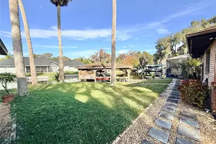 1813 Maine Ct, Tavares, FL 32778 - Photo 33