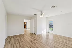 131 E Palmetto Ave, Howey in the Hills, FL 34737 - Photo 21