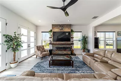 2577 Zawacki Path, Middleton, FL 34762 - Photo 17