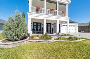 2577 Zawacki Path, Middleton, FL 34762 - Photo 7