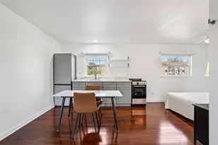 1100 E Caroline St, Tavares, FL 32778 - Photo 9