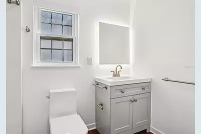 1100 E Caroline Street #106, Tavares, FL 32778 - Photo 17