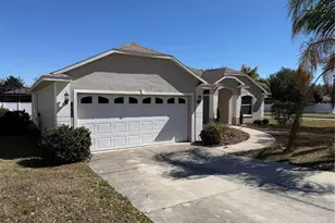 1048 Princeton Dr, Clermont, FL 34711 - Photo 1