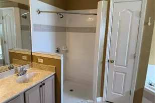 1048 Princeton Dr, Clermont, FL 34711 - Photo 23