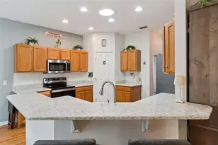 524 Barcelona Dr, Poinciana, FL 34759 - Photo 13