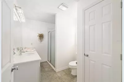 17640 SE 81st Timberwood Terrace, The Villages, FL 32162 - Photo 15