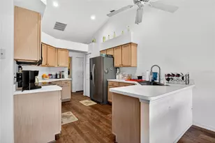 25113 Riverwalk Dr, Leesburg, FL 34748 - Photo 11