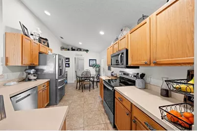 895 Vanderbilt Drive, Eustis, FL 32726 - Photo 13