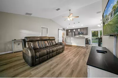 37402 Chicago Avenue, Umatilla, FL 32784 - Photo 15