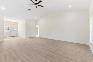 1637 Co Rd 243A, Wildwood, FL 34785 - Photo 5