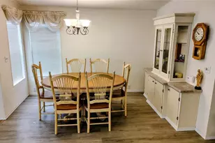 25039 Pine Hill, Leesburg, FL 34748 - Photo 9