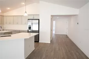 1173 Jello Dr, The Villages, FL 34762 - Photo 7