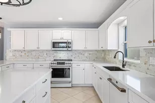 3924 Woodpecker Dr, Fruitland Park, FL 34731 - Photo 17