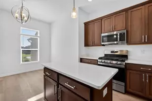 6672 Garner Path, The Villages, FL 34762 - Photo 11