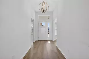 6672 Garner Path, The Villages, FL 34762 - Photo 5