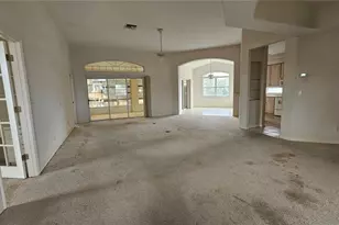 21516 Castle View Ct, Leesburg, FL 34748 - Photo 5