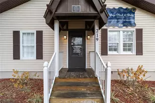 219 W McClendon St, Lady Lake, FL 32159 - Photo 13