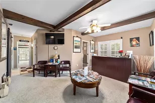 219 W McClendon St, Lady Lake, FL 32159 - Photo 15