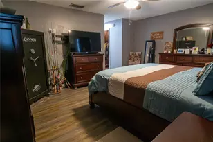 1038 Singleton Cir, Groveland, FL 34736 - Photo 13