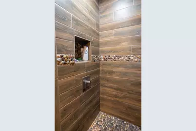 1038 Singleton Circle, Groveland, FL 34736 - Photo 19