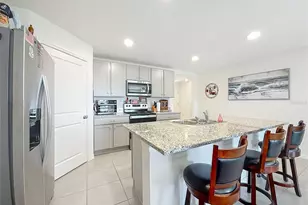 662 W Fairways View Dr, Beverly Hills, FL 34465 - Photo 9