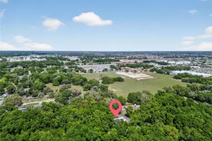 115 N St Clair St, Wildwood, FL 34785 - Photo 5