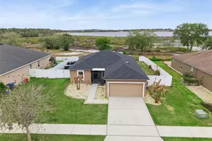 725 Black Eagle Dr, Groveland, FL 34736 - Photo 1