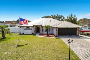 35234 Queens Way, Fruitland Park, FL 34731 - Photo 3